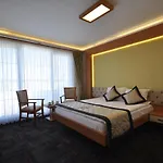达博尔康福特酒店 2*